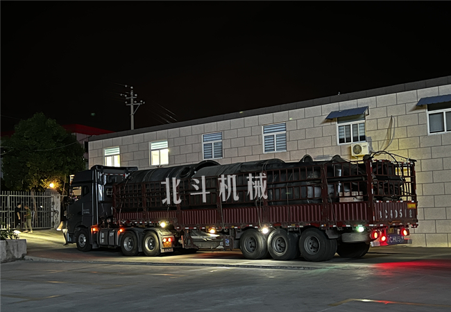 江西客户定制的到稻壳成人向日葵视频免费连夜装车发货