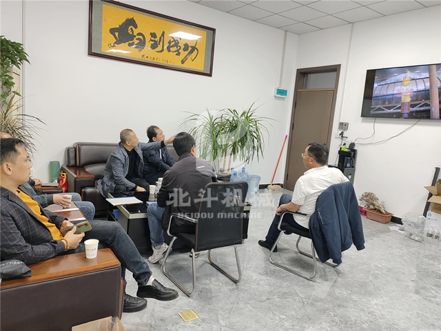 3成人向日葵视频免费.jpg